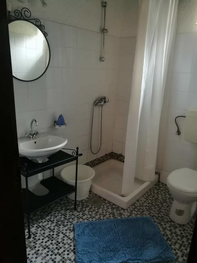 Agroturizam Toni Apartment Мотовун Екстериор снимка