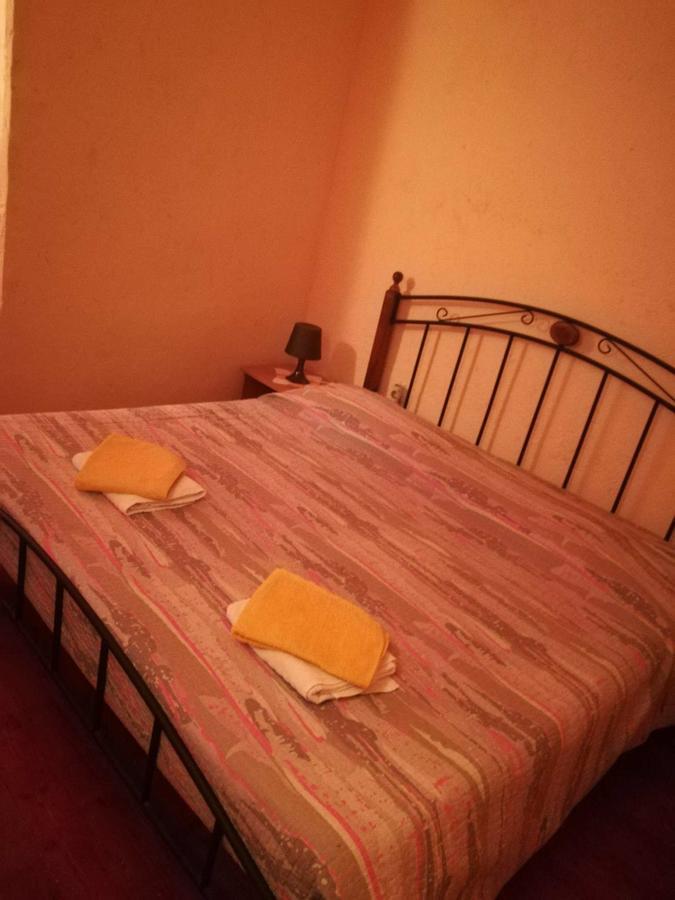 Agroturizam Toni Apartment Мотовун Екстериор снимка